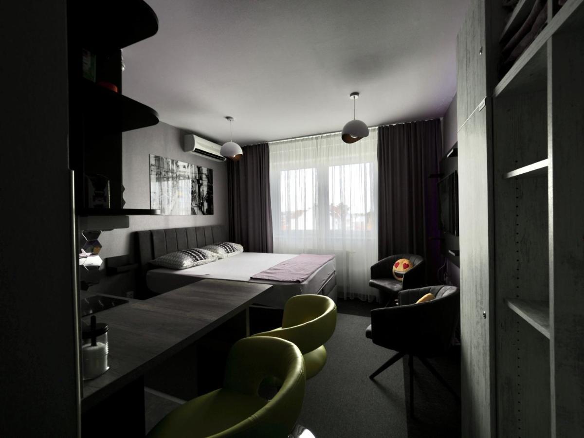 ORION OSIJEK-Studio Apartment Exterior foto